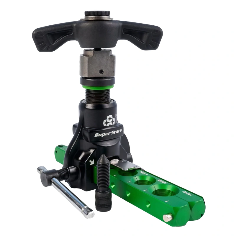 Вальцовка эксцентриковая с реверсом Ballu Super Stars ST-R806FT-L (1/4"-3/4"; 6-19мм; с труборезом и риммером в кейсе)