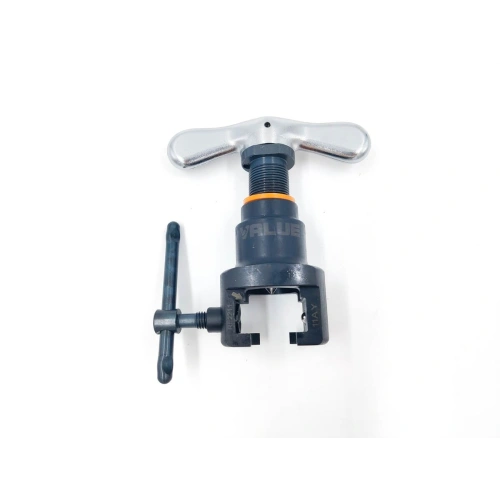 Вальцовка эксцентриковая Value VFT-808U-MI (2 плашки 1/4" - 3/4" и 6мм - 19мм; с ограничителем подачи трубы; в кейсе)
