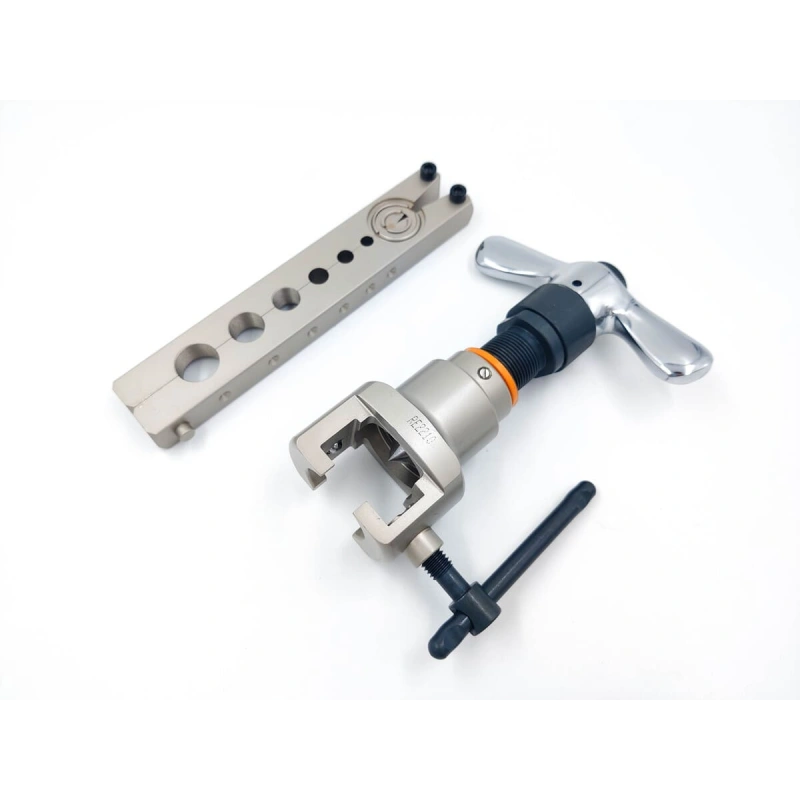 Вальцовка эксцентриковая с реверсом Value VFT-809-IS (1/4" - 3/4"; с труборезом VTC-32; упак. кейс)